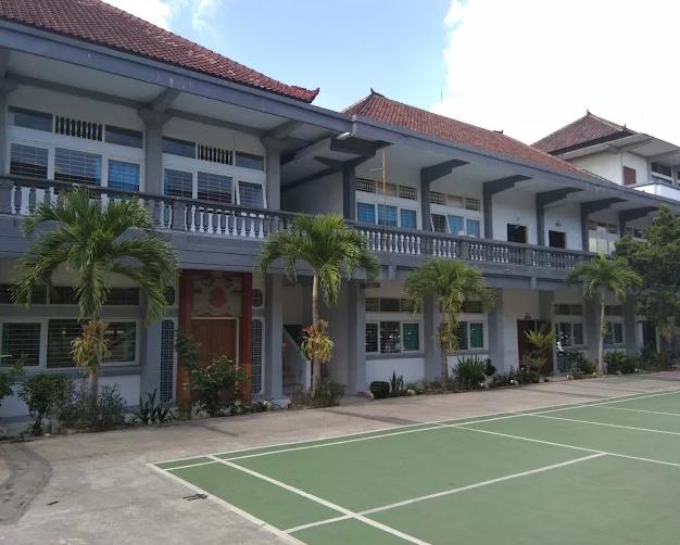 Halaman Sekolah